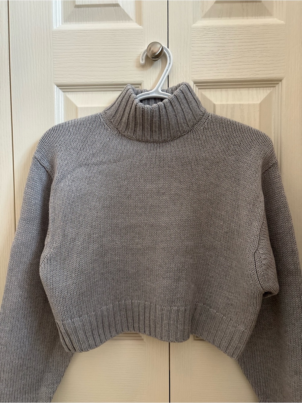 Aritzia Cropped Mockneck Sweater
